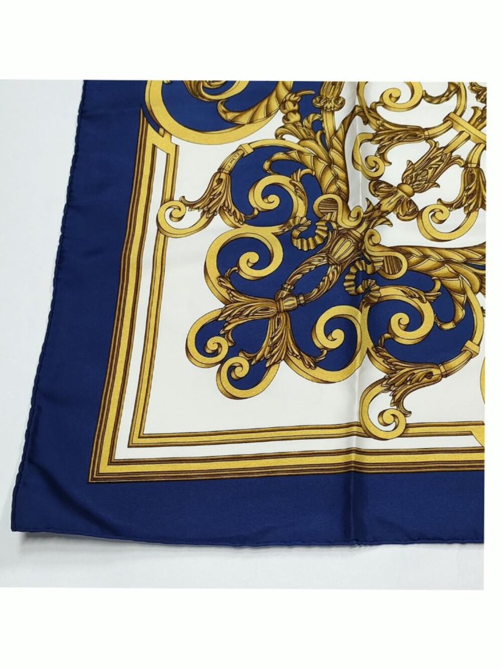 Authentic Hermès Silk Scarf Blue Gold Baroque Print Carré 90 - Picture 9 of 10